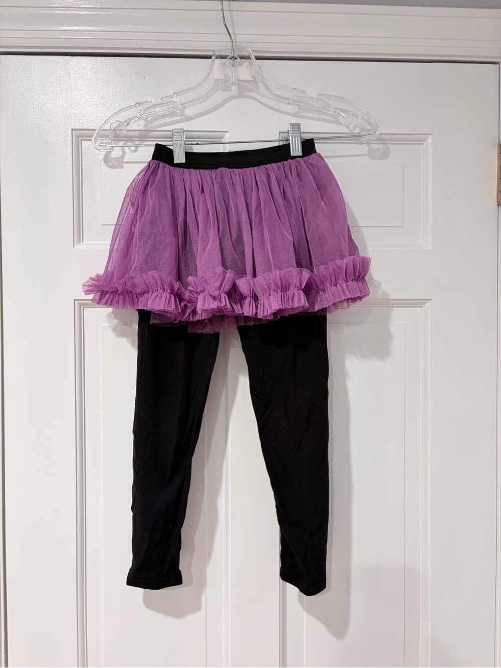 Source Unknown Black Leggings with Purple Tulle Skirt